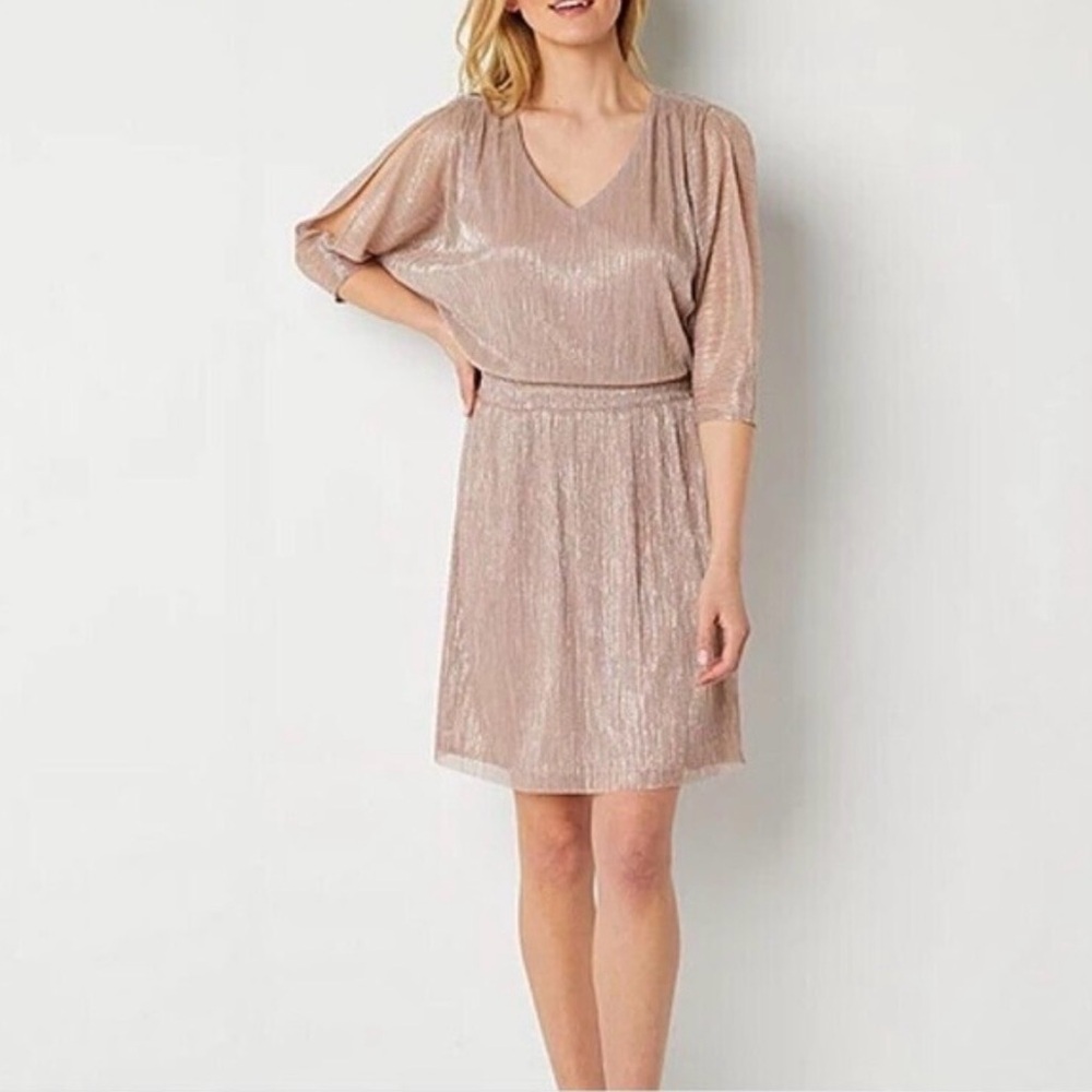 MSK Shimmering Metallic‎ Mini Dress